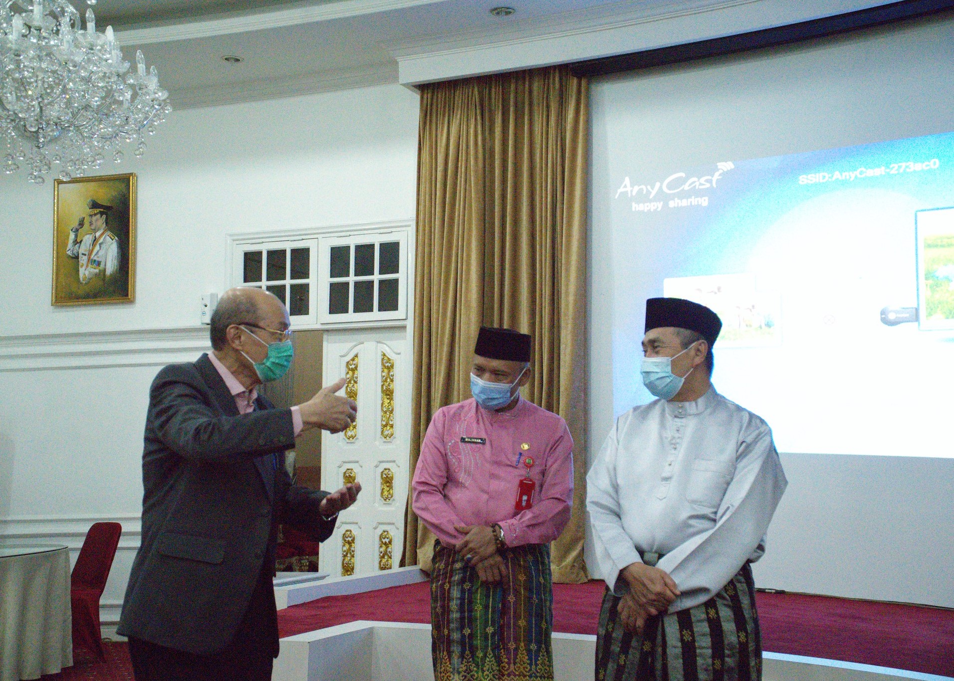 Universitas Pahlawan Tuanku Tambusai Hearing Agenda, Governor of Riau One Purpose to Grow, Micro, Small and Medium Enterprises