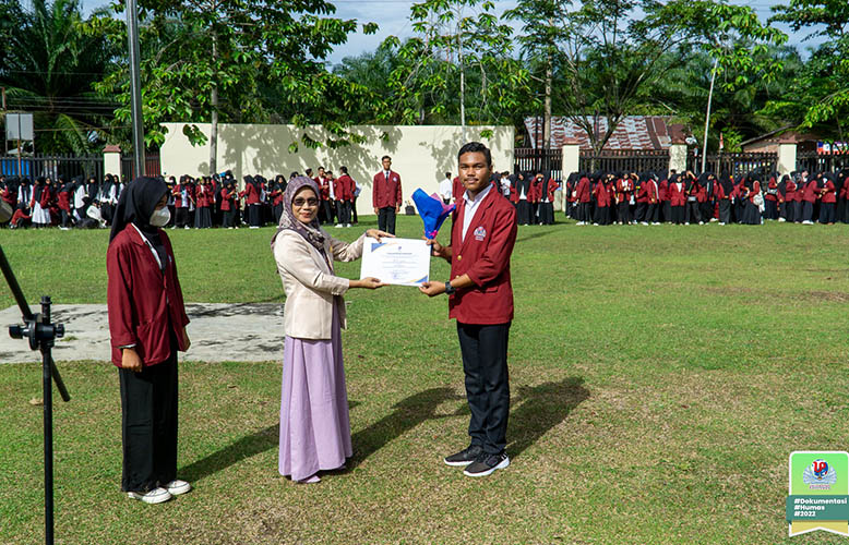 Hari Guru Nasional: FKIP Universitas Pahlawan Apresiasi Mahasiswa Berprestasi Peraih 19 Penghargaan Nasional