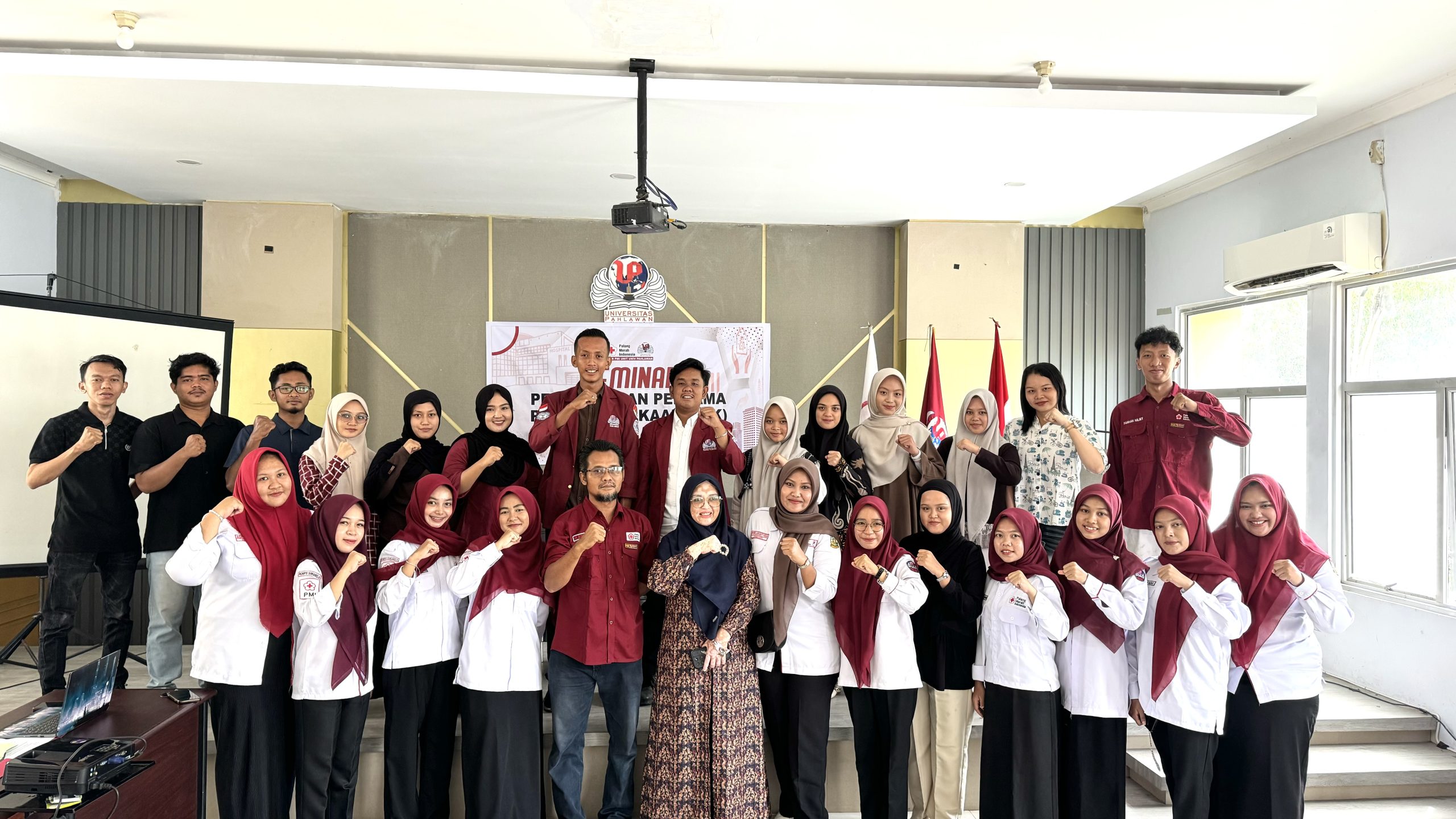 Pembina KSR PMI UP Resmi Buka Seminar P3K, Tingkatkan Kesiapsiagaan Mahasiswa dan Pelajar