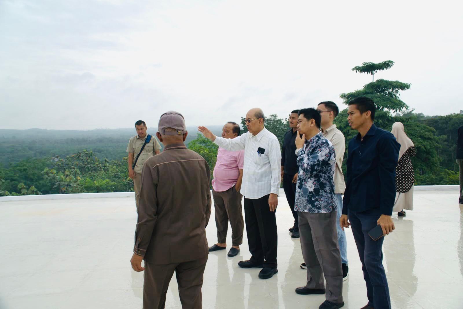 Rektor UP Pastikan Kebun Raya dan Kafe Siap Jelang Kunjungan Jusuf Kalla