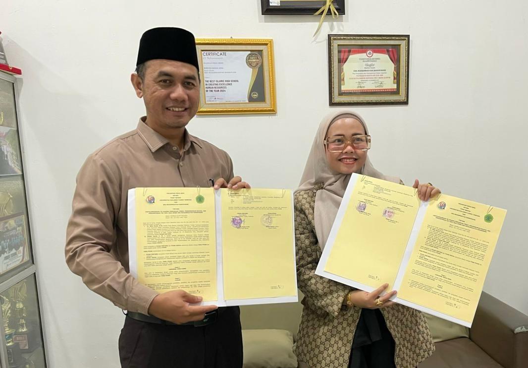 Pusat Bahasa Universitas Pahlawan Jalin Kerja Sama dengan SMA Muhammadiyah Bangkinang dalam Persiapan TOEFL