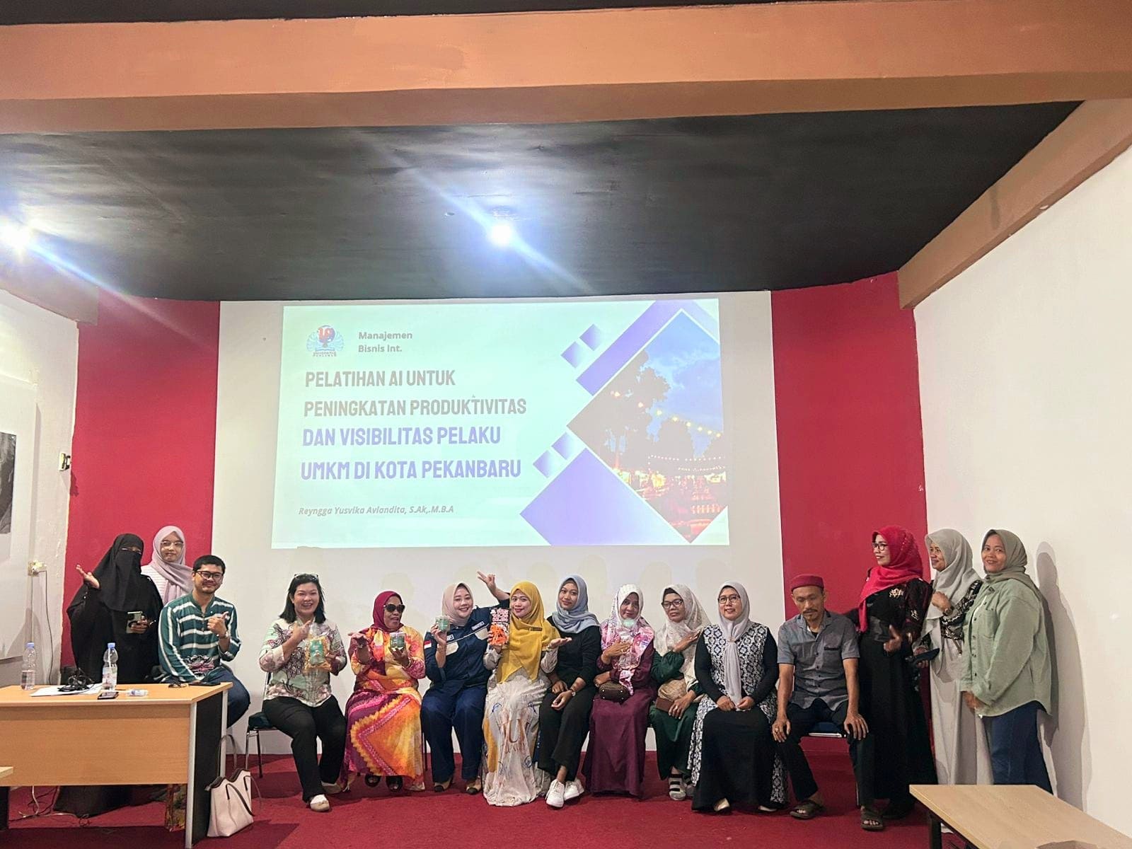 Universitas Pahlawan Gelar Workshop Kewirausahaan, Pelatihan AI Tingkatkan Produktivitas UMKM Pekanbaru